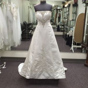 Alfred Angelo satin A-line gown. Size 14